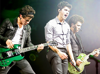 Nick Jonas, Joe Jonas, Kevin Jonas, The Jonas Brothers Nick Jonas, Joe Jonas, Kevin Jonas, The Jonas Brothers